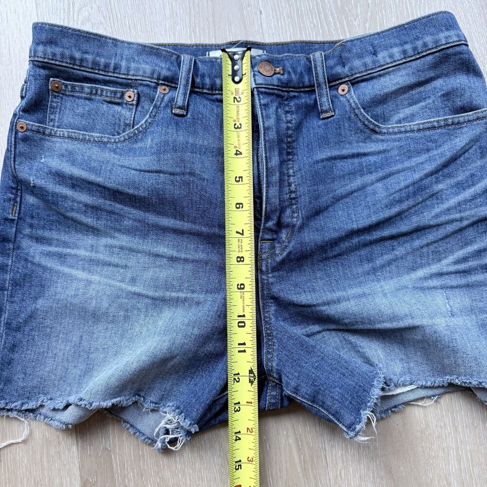 Madewell High-Rise Denim Shorts Sz 31 Raw Hem Medium Wash Cut Offs Coastal Boho - Picture 6 of 8